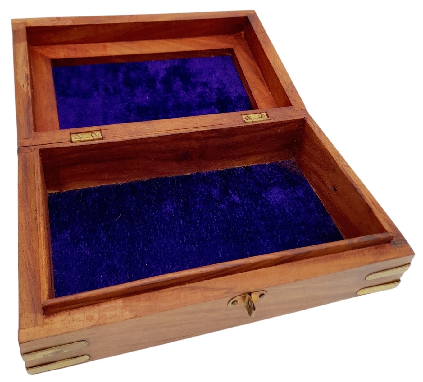 A Wooden Box with an Elephant Motif. Purple textile interior. 20.5cm length x 12.5cm width x 7.5cm - Image 6 of 6