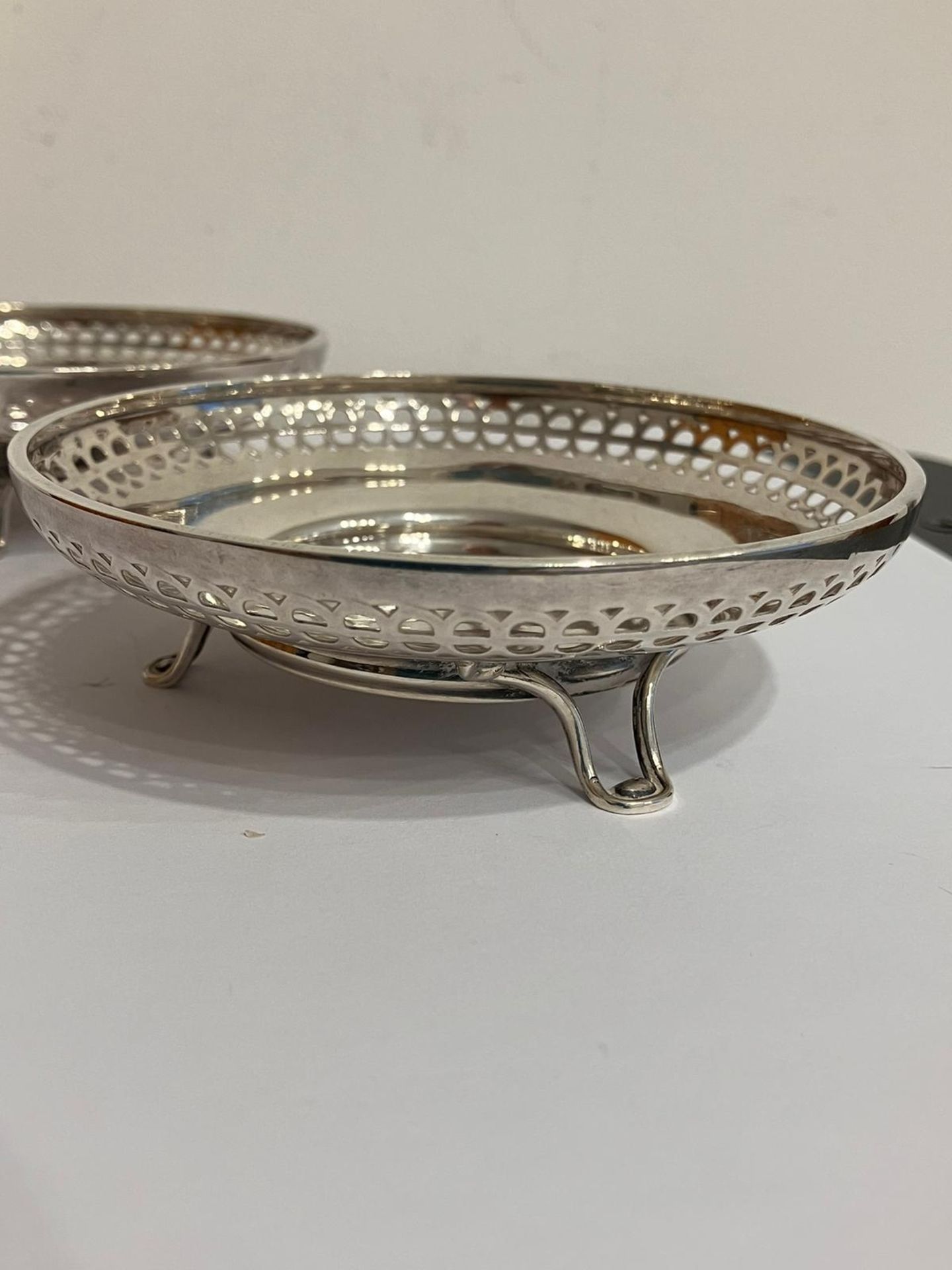 Antique SILVER Pair of BON BON DISHES. Hallmark for A and J Zimmerman, Birmingham 1925. Lovely art - Image 2 of 9