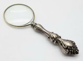 An Antique Silver Handle Magnifying Glass. Hallmarks for Birmingham, 1909. 9.5cm length, 11.2g total