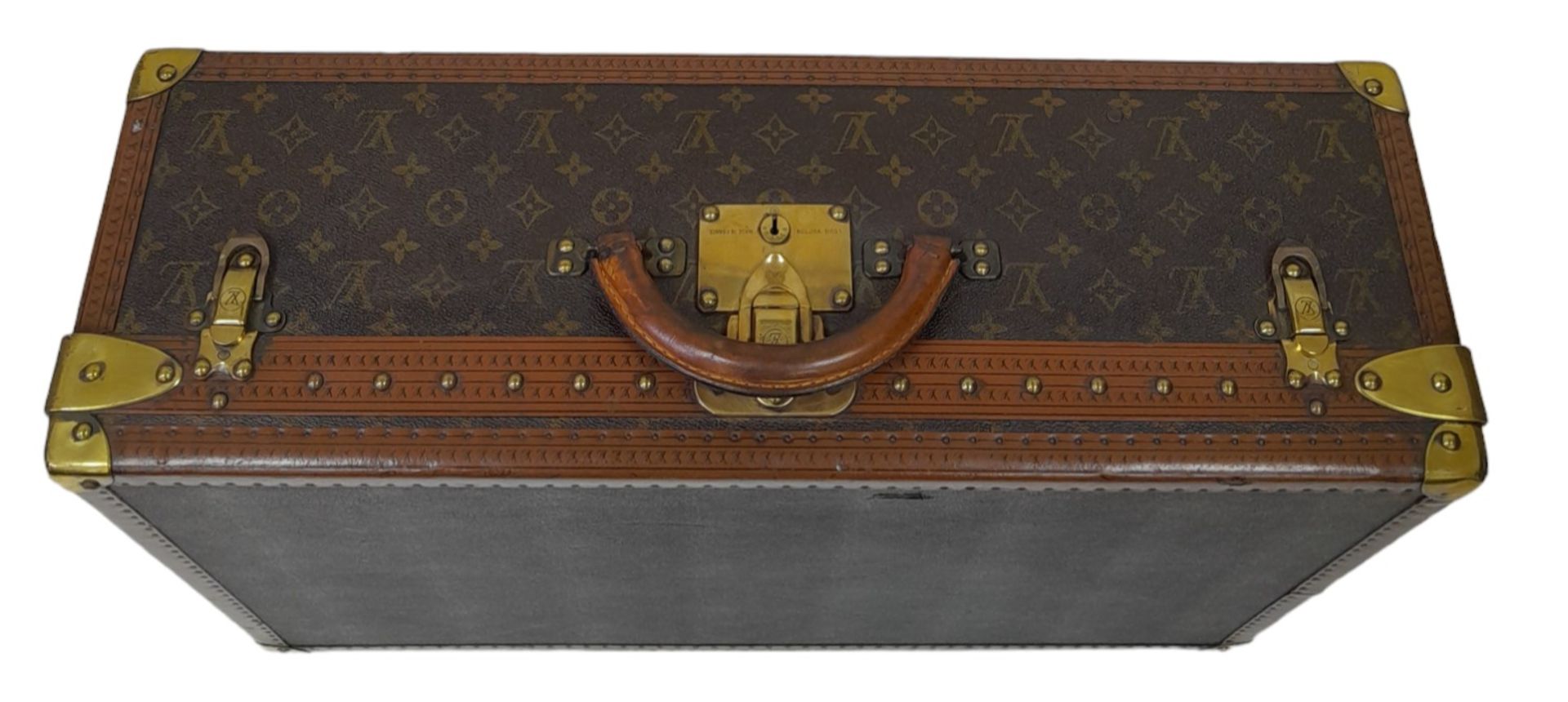 A Vintage Possibly Antique Louis Vuitton Trunk/Hard Suitcase. The smaller brother of Lot 38! - Bild 3 aus 13