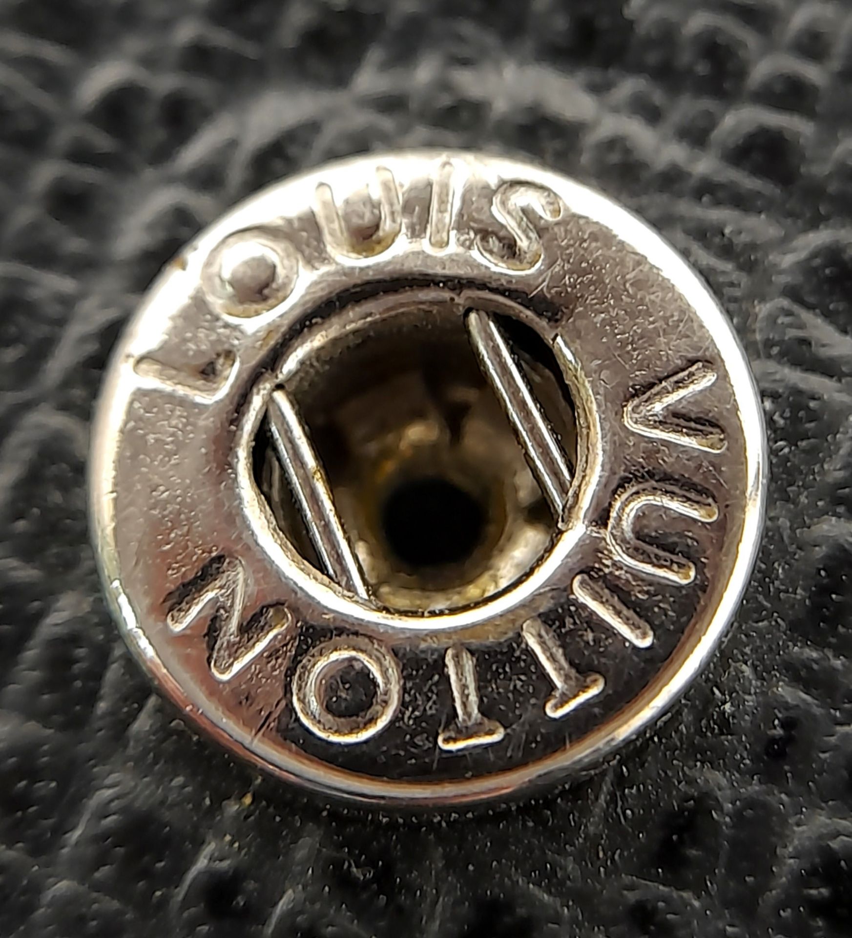 A Louis Vuitton Business Planner Case. Leather exterior with LV logo in the corner. Press stud - Bild 2 aus 9