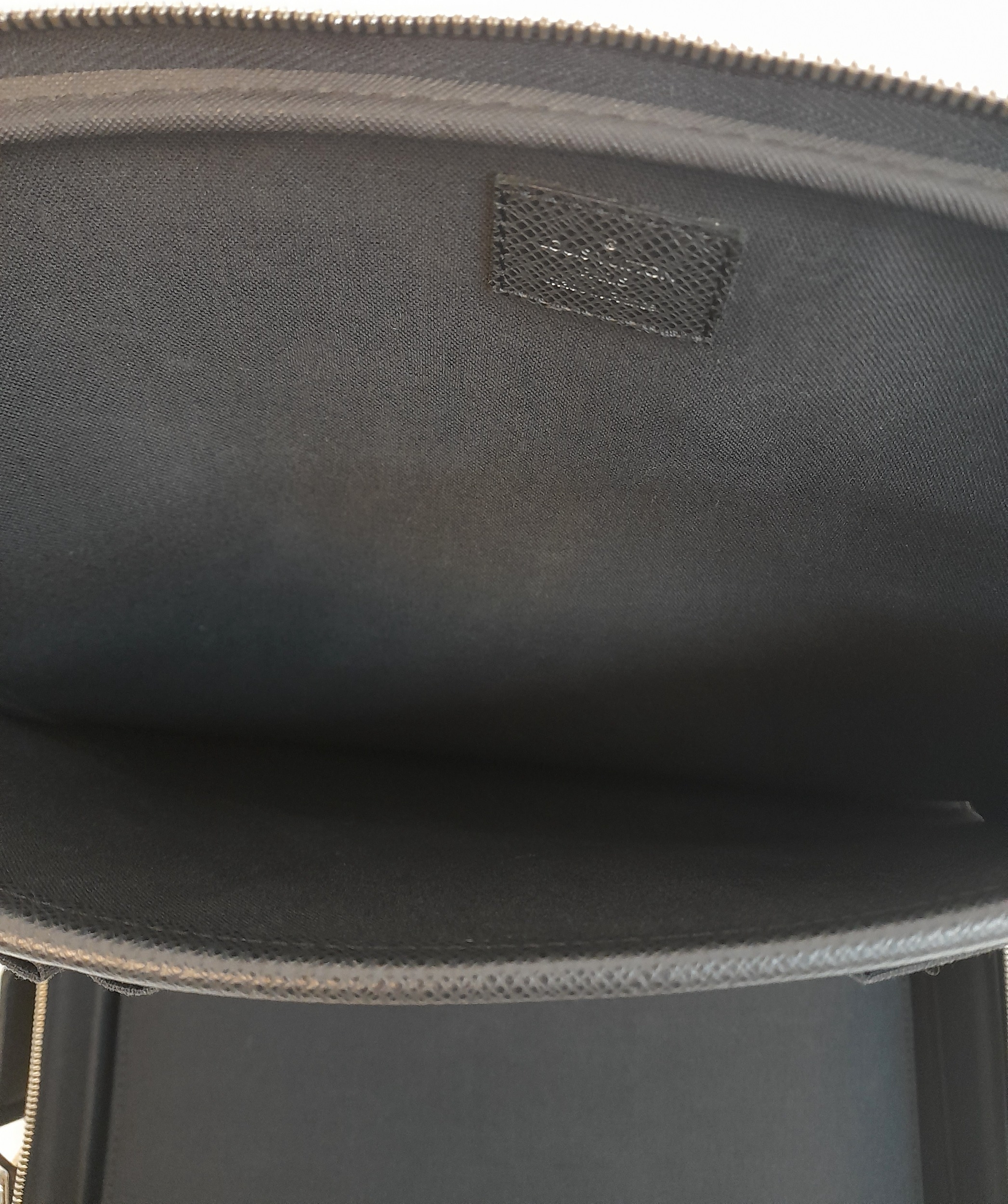 A Louis Vuitton Black Business Bag. Leather exterior with silver-toned hardware, zipped - Image 8 of 12