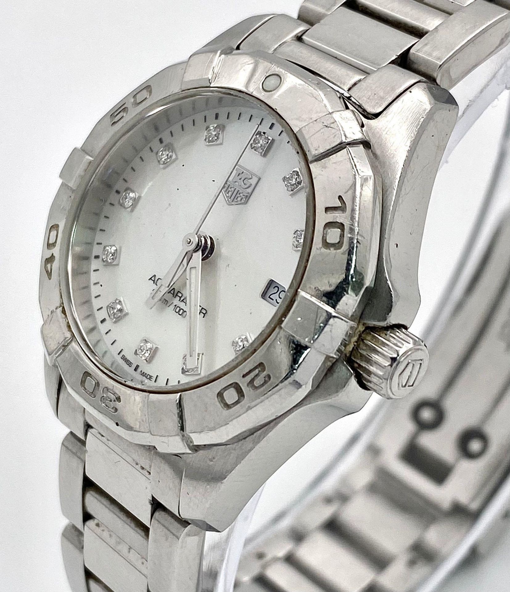 A Tag Heuer Aqua Racer Quartz Ladies Watch. Stainless steel bracelet and case - 28mm. Mother of - Image 4 of 8