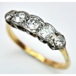 AN 18K YELLOW GOLD AND PLATINUM VINTAGE DIAMOND 5 STONE RING. 0.40CT. 2.5G. SIZE N