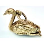 A 9K YELLOW GOLD SWAN CHARM. 19cm x 1.4cm. 1.8g total weight. Ref: SC 8013