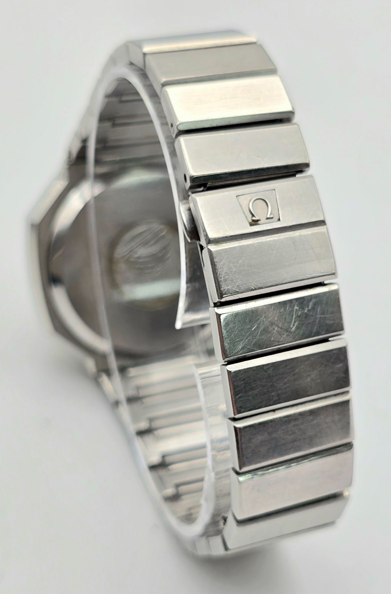 A Vintage (1970s) Omega Constellation Quartz TV Shaped Gents Watch. Stainless steel bracelet and - Image 6 of 8