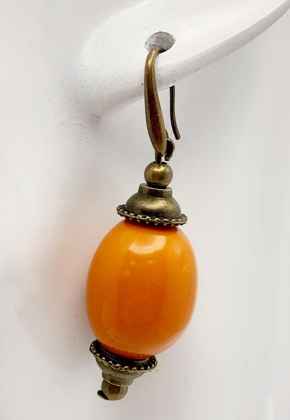 A Vintage Moroccan Berber Amber and Coral Necklace plus a pair of Amber Earrings. Necklace - Image 5 of 5