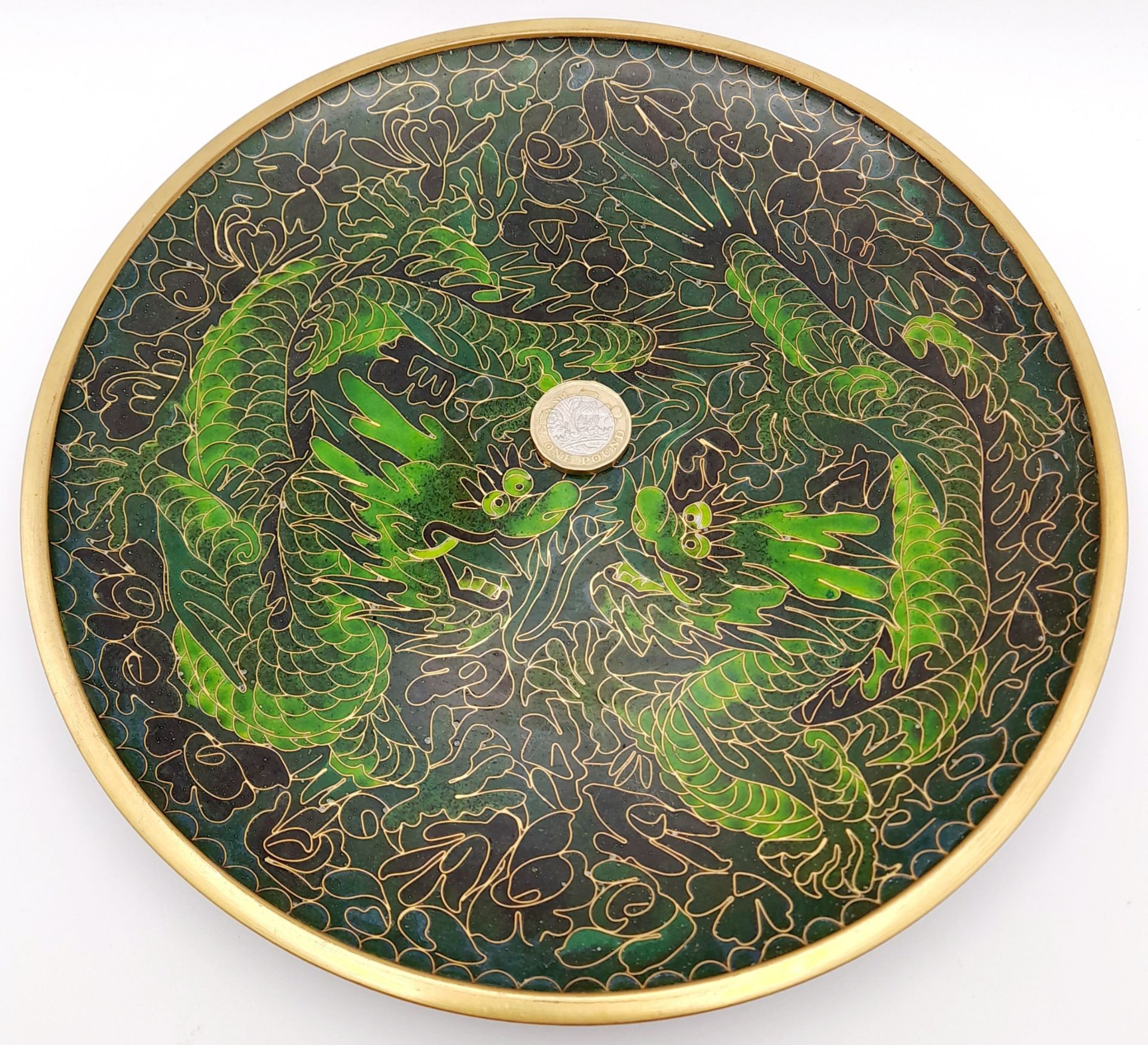 A Vintage Chinese Cloisonné Enamel Plate. Dragon decoration. Markings on base. 23cm diameter. - Image 3 of 6