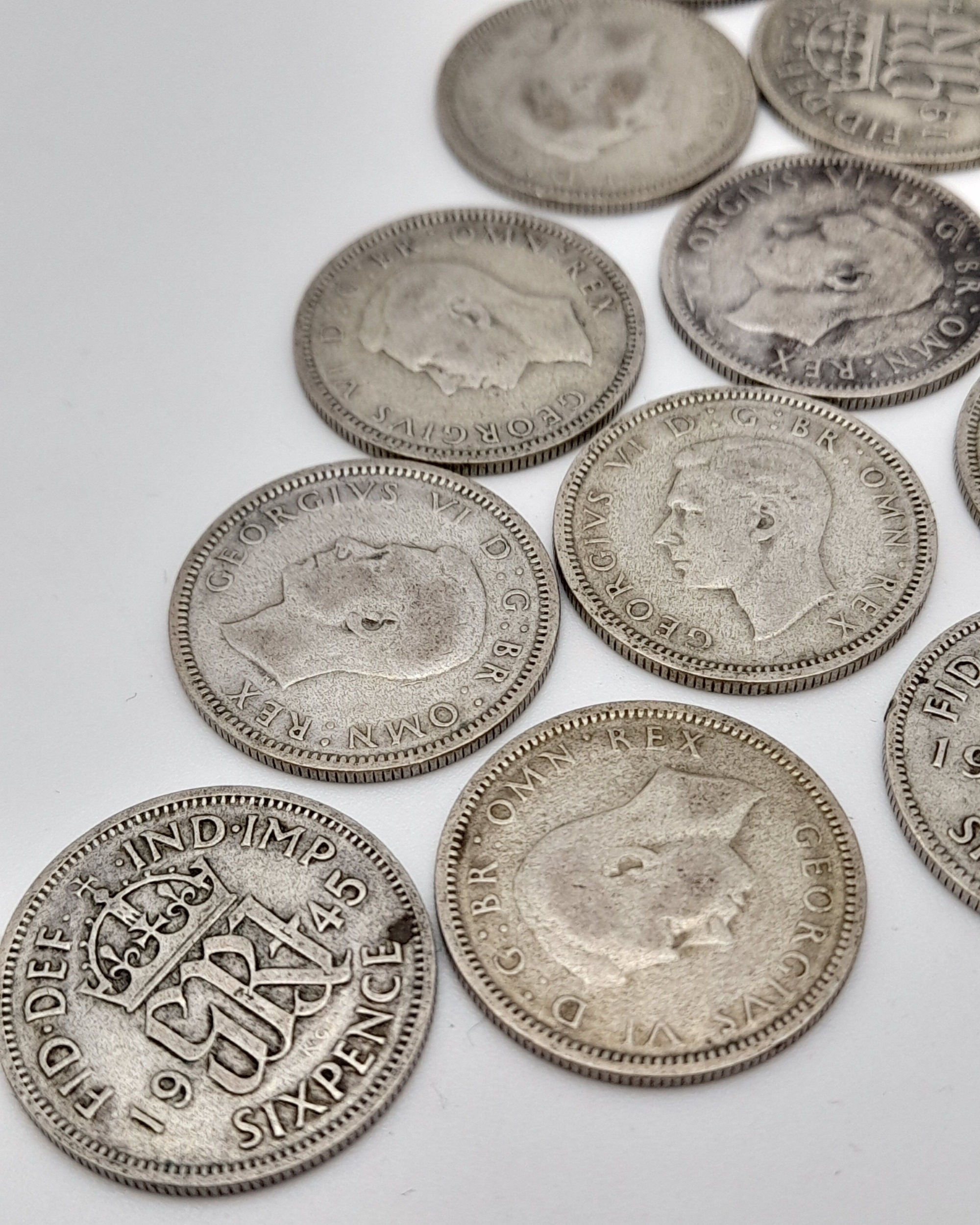 A Parcel of Twenty Five Pre-1947 Silver Sixpences. WW2 and 1946 Dated. 71.49 Grams. - Image 2 of 5