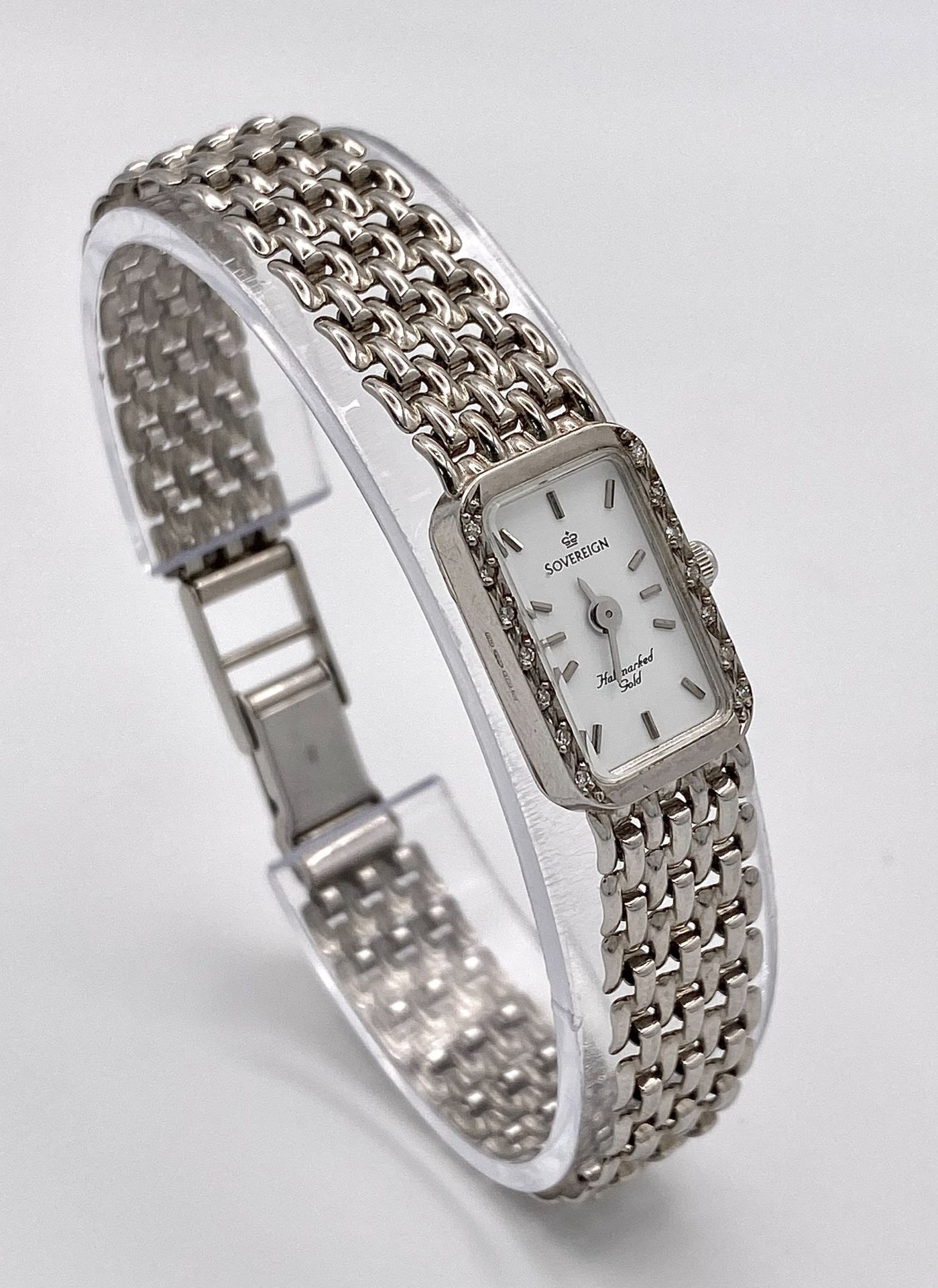 A 9K White Gold Sovereign Quartz Watch. 9K gold bracelet and case - 13mm. White dial. Diamond bezel. - Bild 3 aus 6