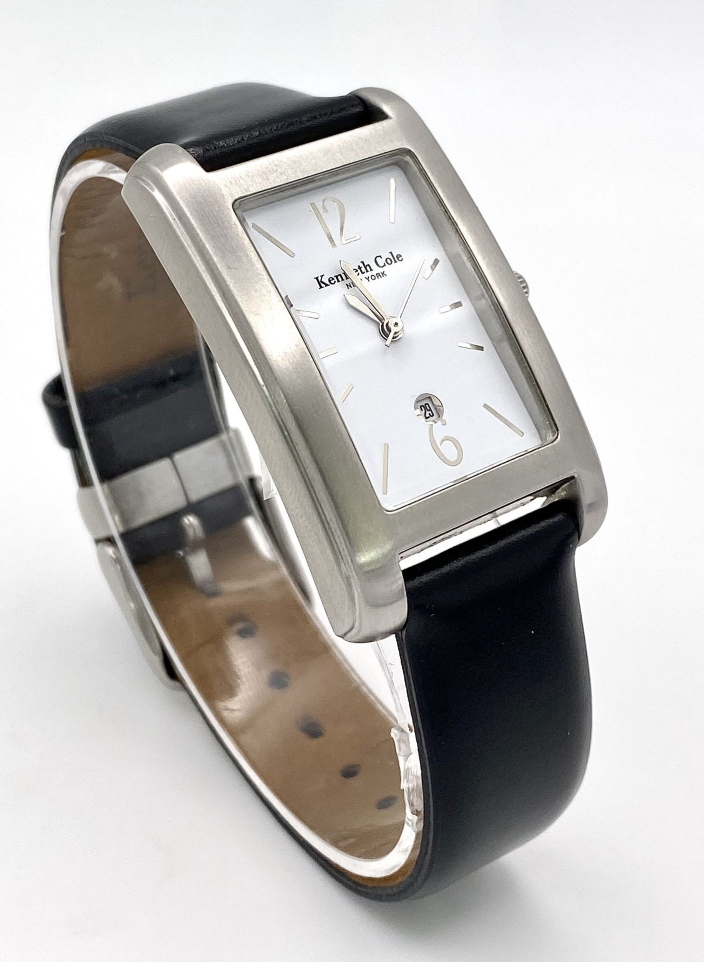 A Kenneth Cole New York Tank Style Quartz Date Watch. 26mm Case. Full Working Order. Comes with - Image 4 of 9