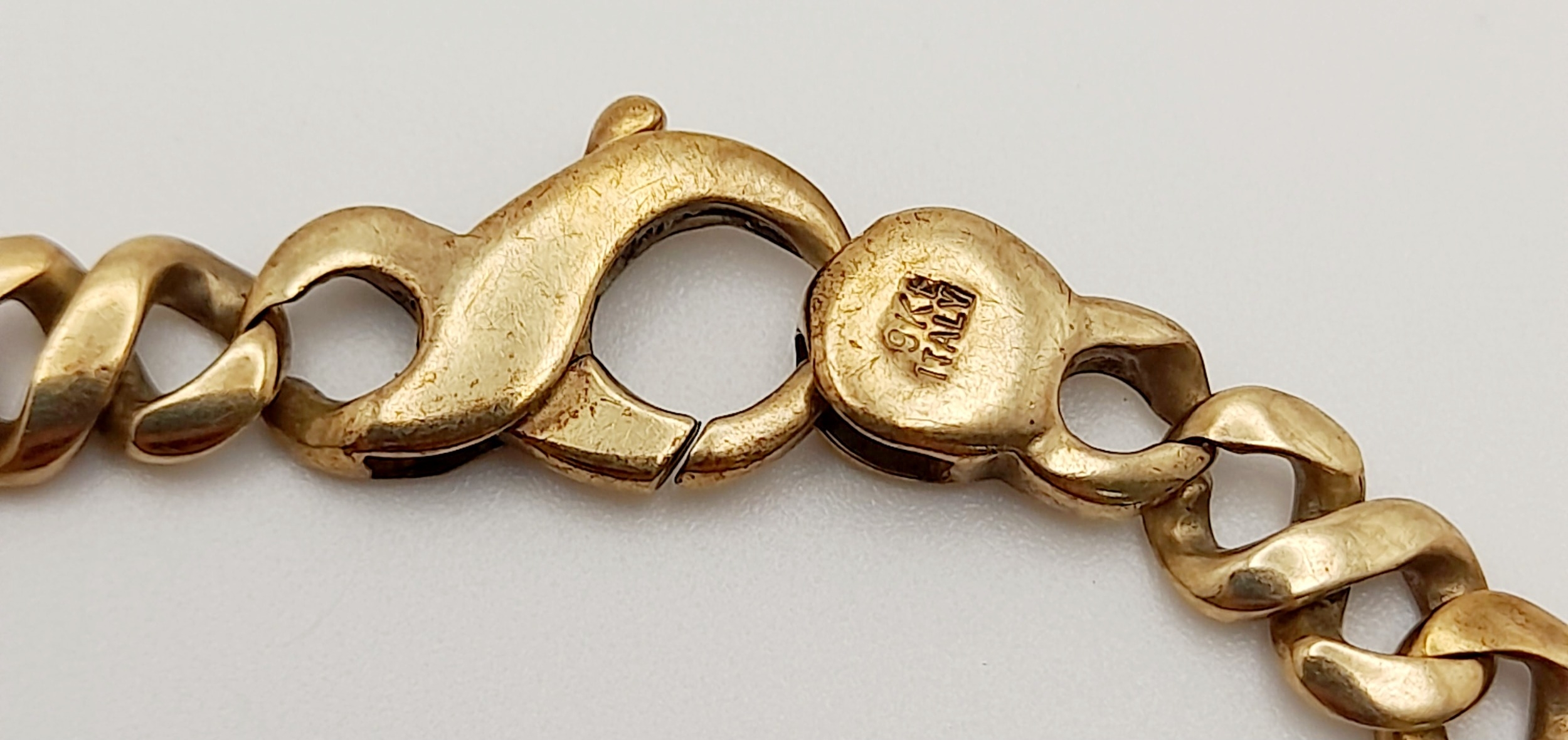 An Italian design, hand made, 9 K yellow gold fancy chain bracelet, length: 21.5 cm, weight: 17.2 g - Image 3 of 4