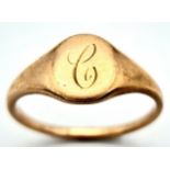 A 9 K yellow gold cygnet ring , size: P1/2, weight: 3.1 g.