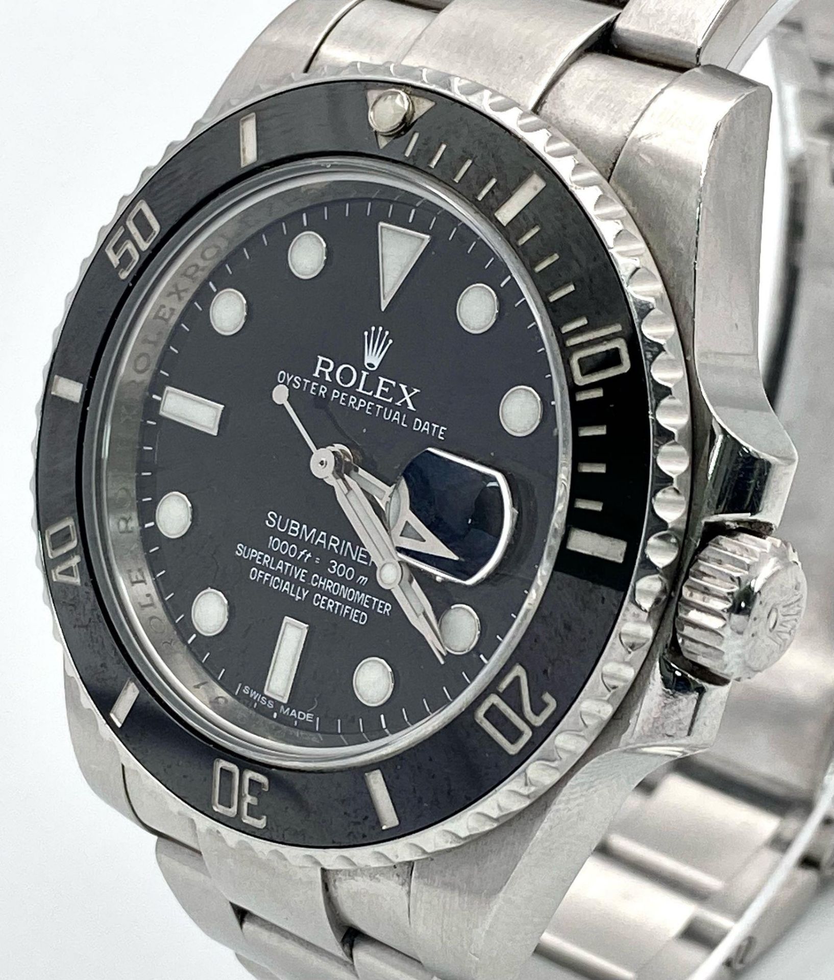 A Rolex Submariner Date Automatic Gents Watch. Stainless steel bracelet and case - 41mm. Black - Bild 4 aus 11