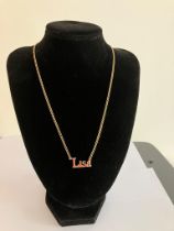 9 carat GOLD, CURB CHAIN NECKLACE with name of LISA. Full UK hallmark. 5.7 grams. 46 cm.