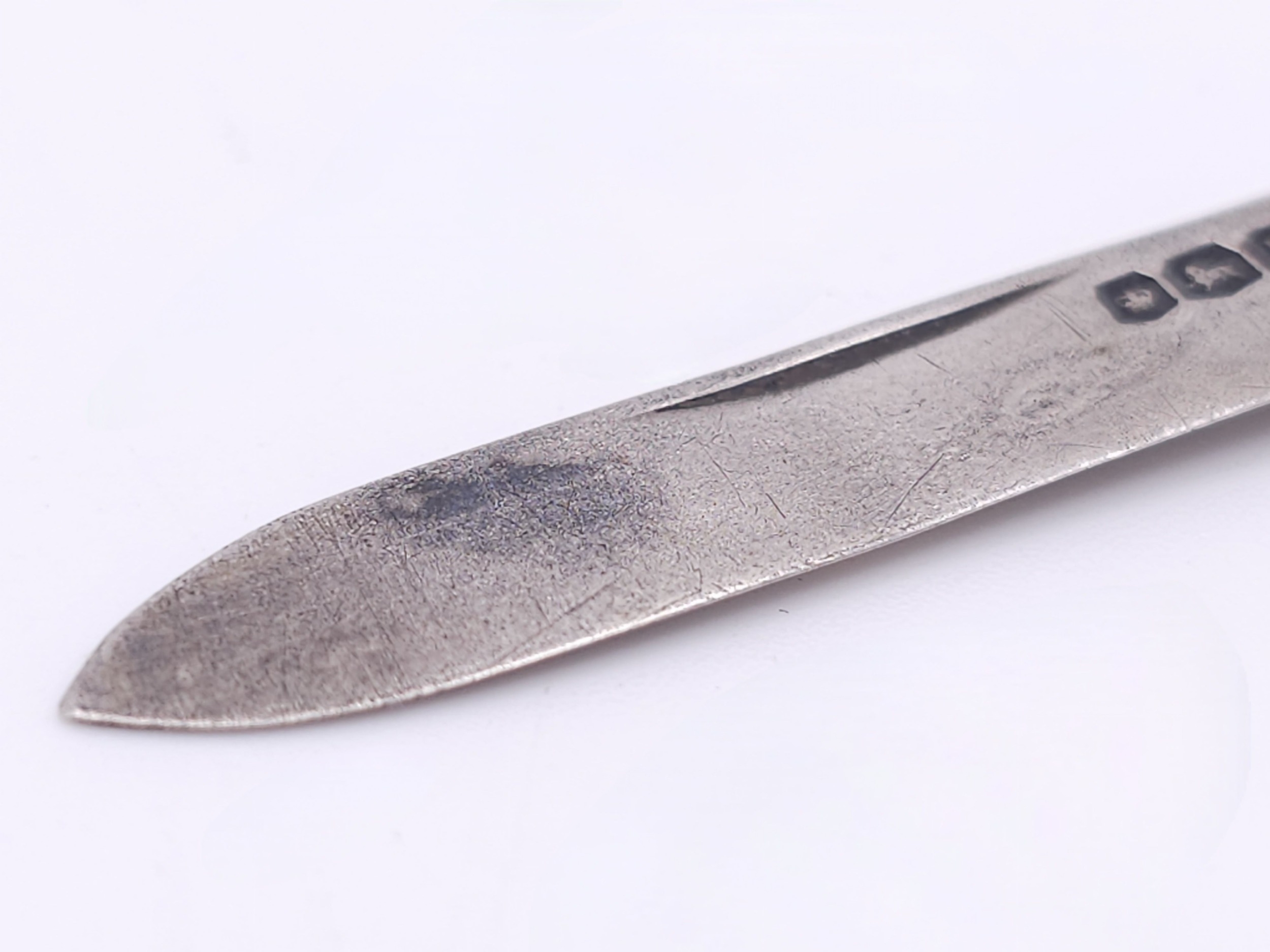 An antique sterling silver folding knife with Mother of Pearl inlay handle. Full Sheffield - Image 5 of 8