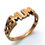 A Vintage 9K Yellow Gold 'MUM' Ring. Size K. 1.25g weight.