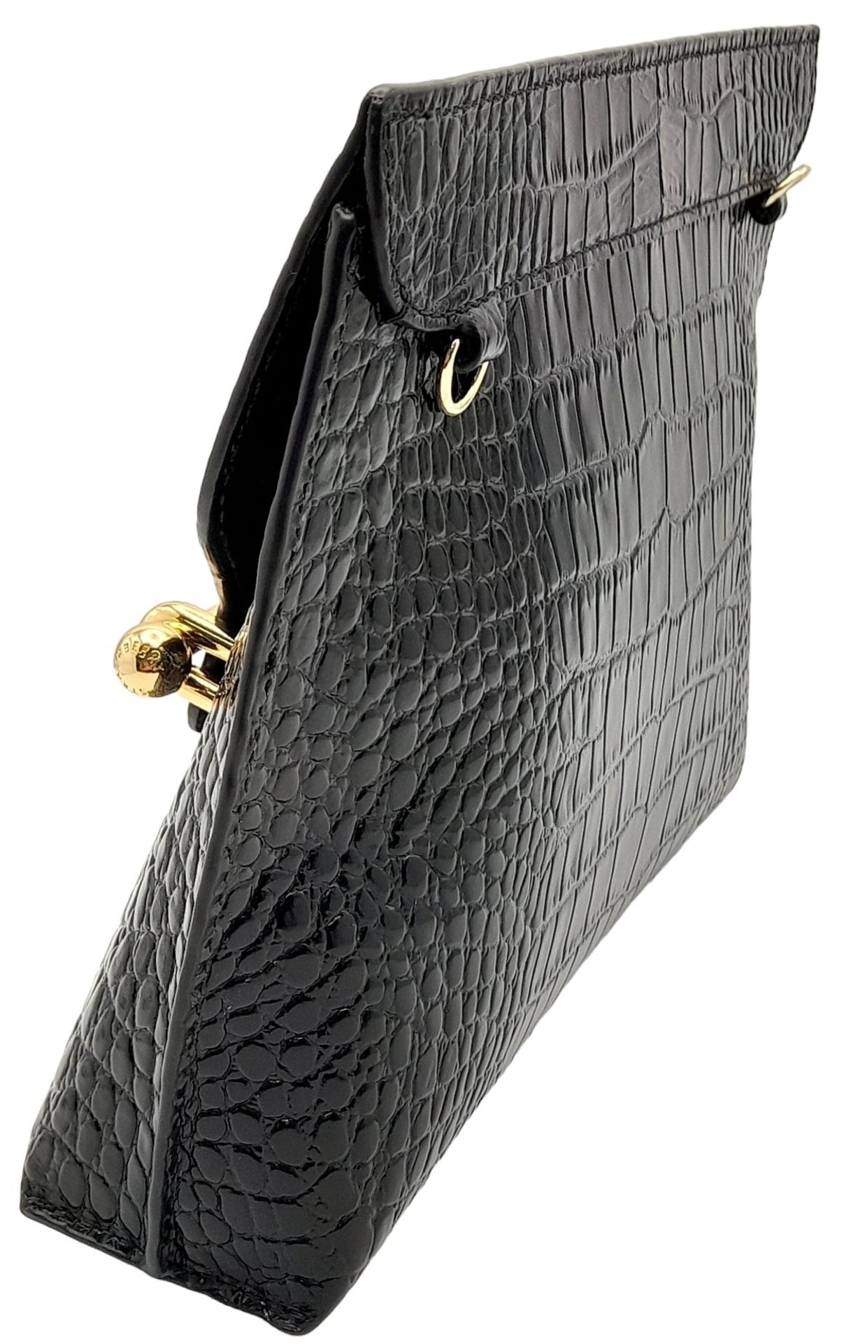 A Strathberry Black THE STYLIST Crossbody Bag. Crocodile embossed leather exterior with gold-toned - Bild 5 aus 10