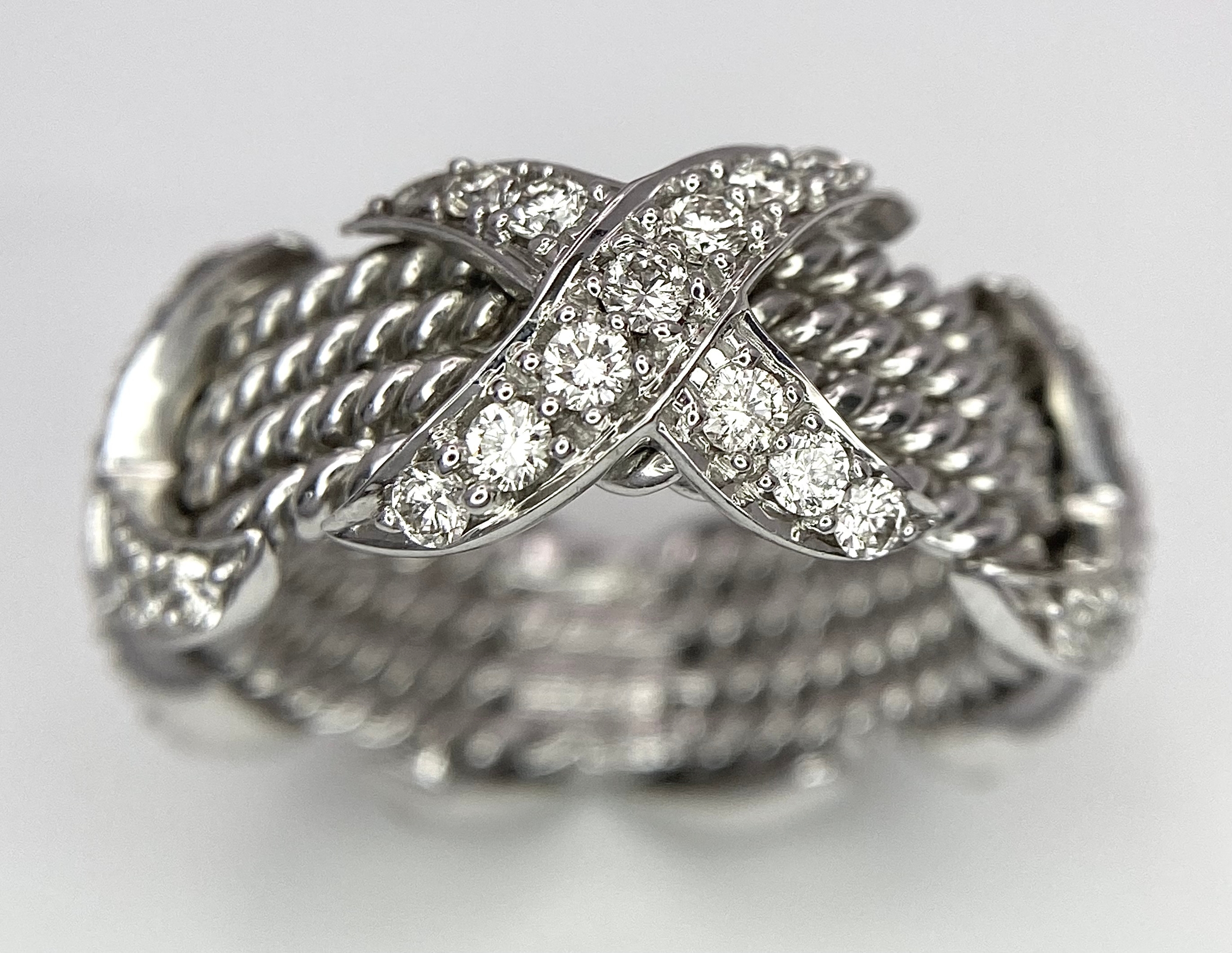 A 9K WHITE GOLD FANCY DIAMOND KISS RING. 0.80ctw, Size K, 6.6g total weight. Ref: SC 8051 - Image 3 of 6