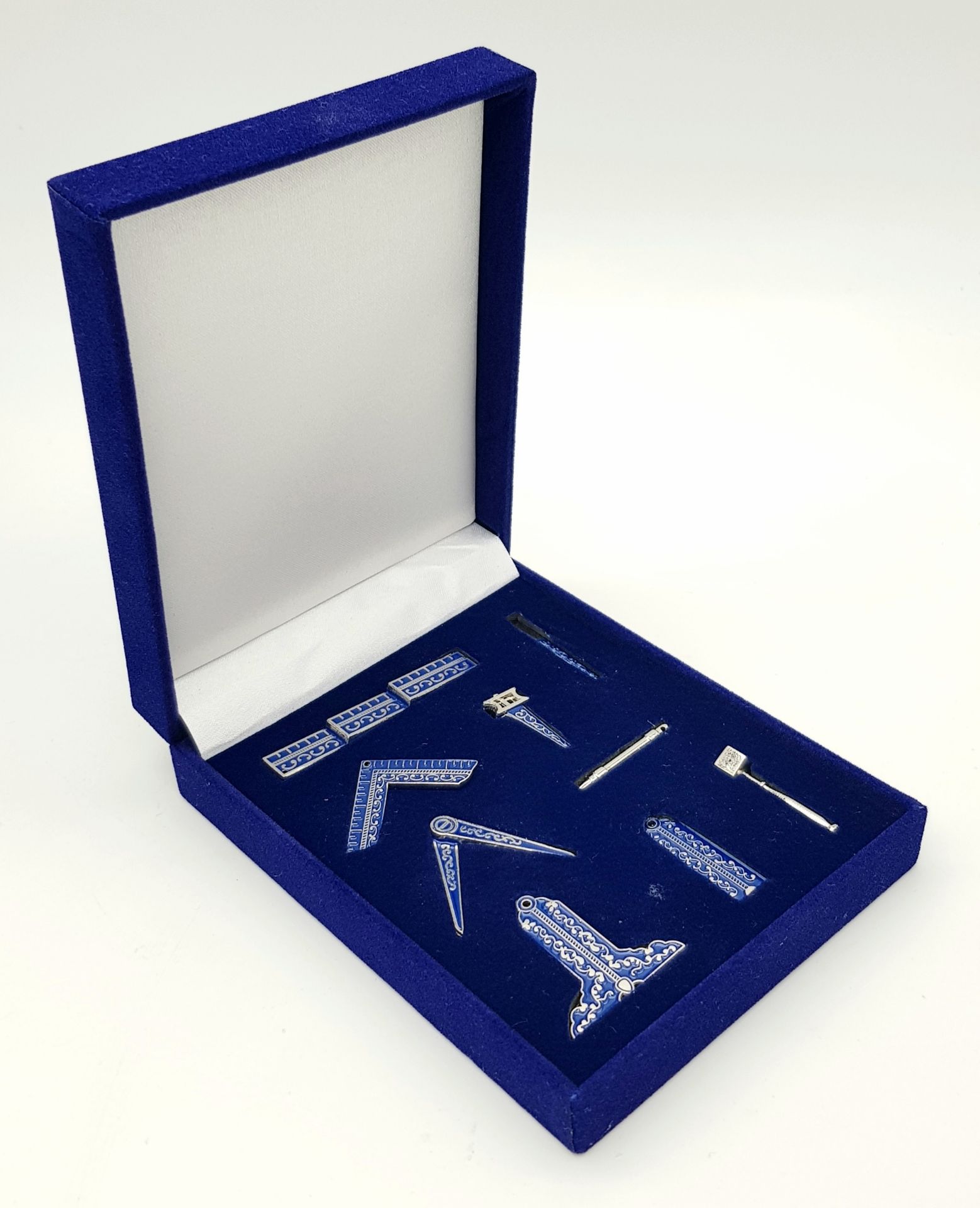 A miniature set of Masonic Working Tools for all Three Degrees. Perfect for training and rehearsals, - Image 6 of 6