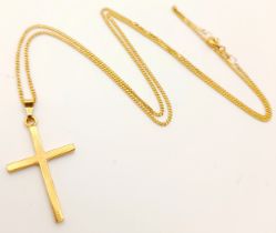 A 9 K yellow gold chain necklace with a cross pendant, chain length: 50 cm, cross height: 33 mm,