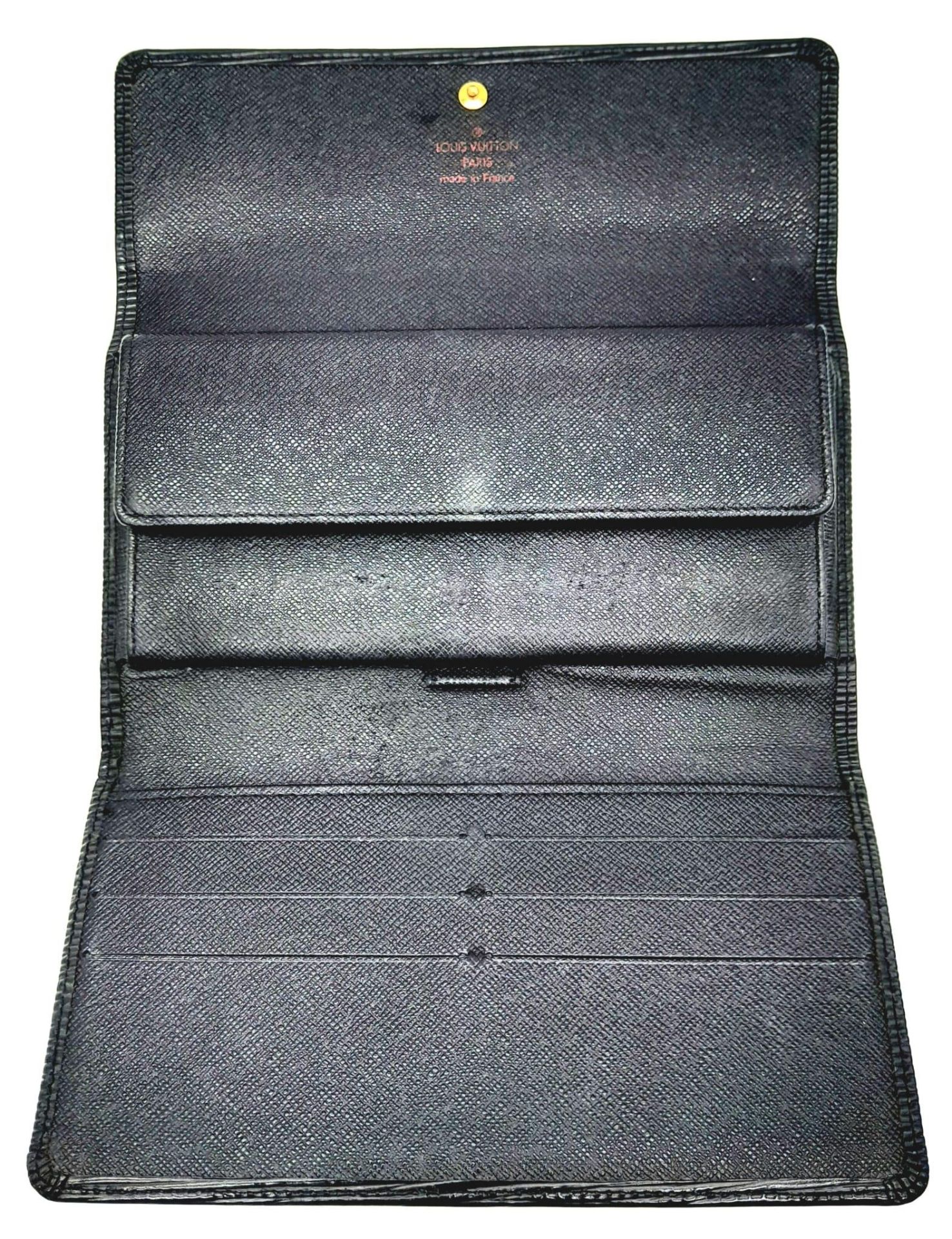 A Louis Vuitton Black 'Sarah' Wallet. Epi leather exterior with the LV logo and press stud - Image 4 of 8