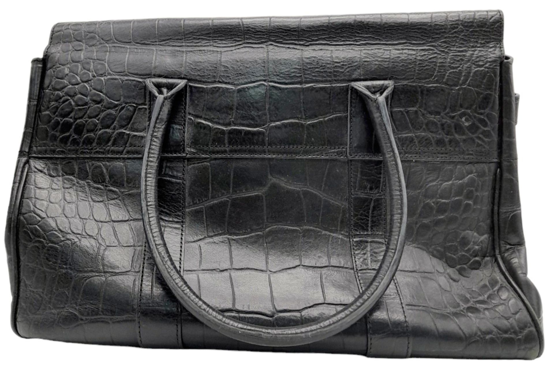 A Mulberry Bayswater Handbag. Black Croc Embossed Leather exterior, gold-tone hardware, a clochette, - Bild 4 aus 7