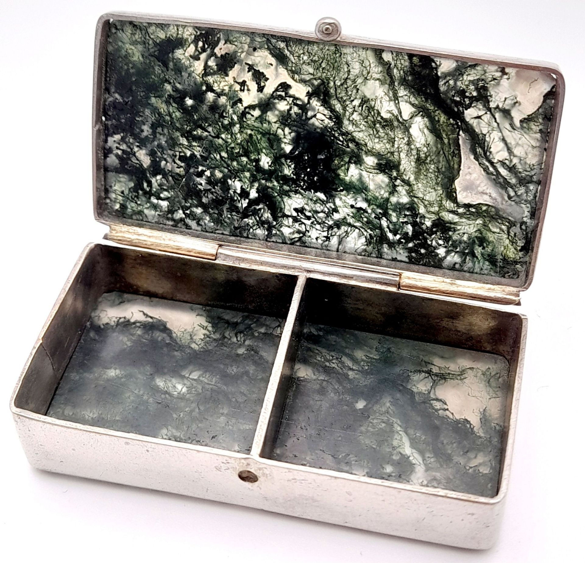 A Dendritic Agate Silver Pill Box. 5cm x 2.5cm - Bild 3 aus 5