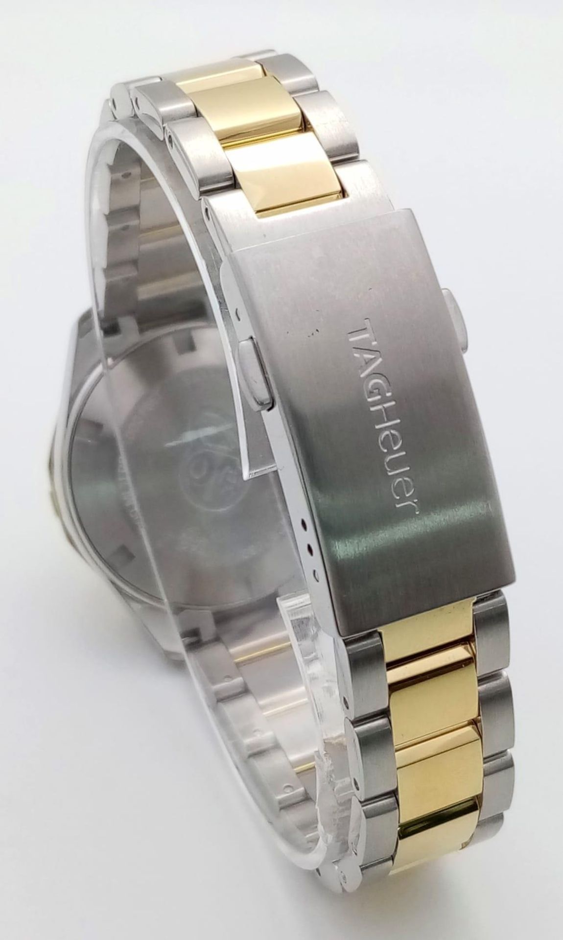 A Tag Heuer Aquaracer Ladies Quartz Watch. Two tone gold plated steel bracelet and case - 32mm. - Image 7 of 13