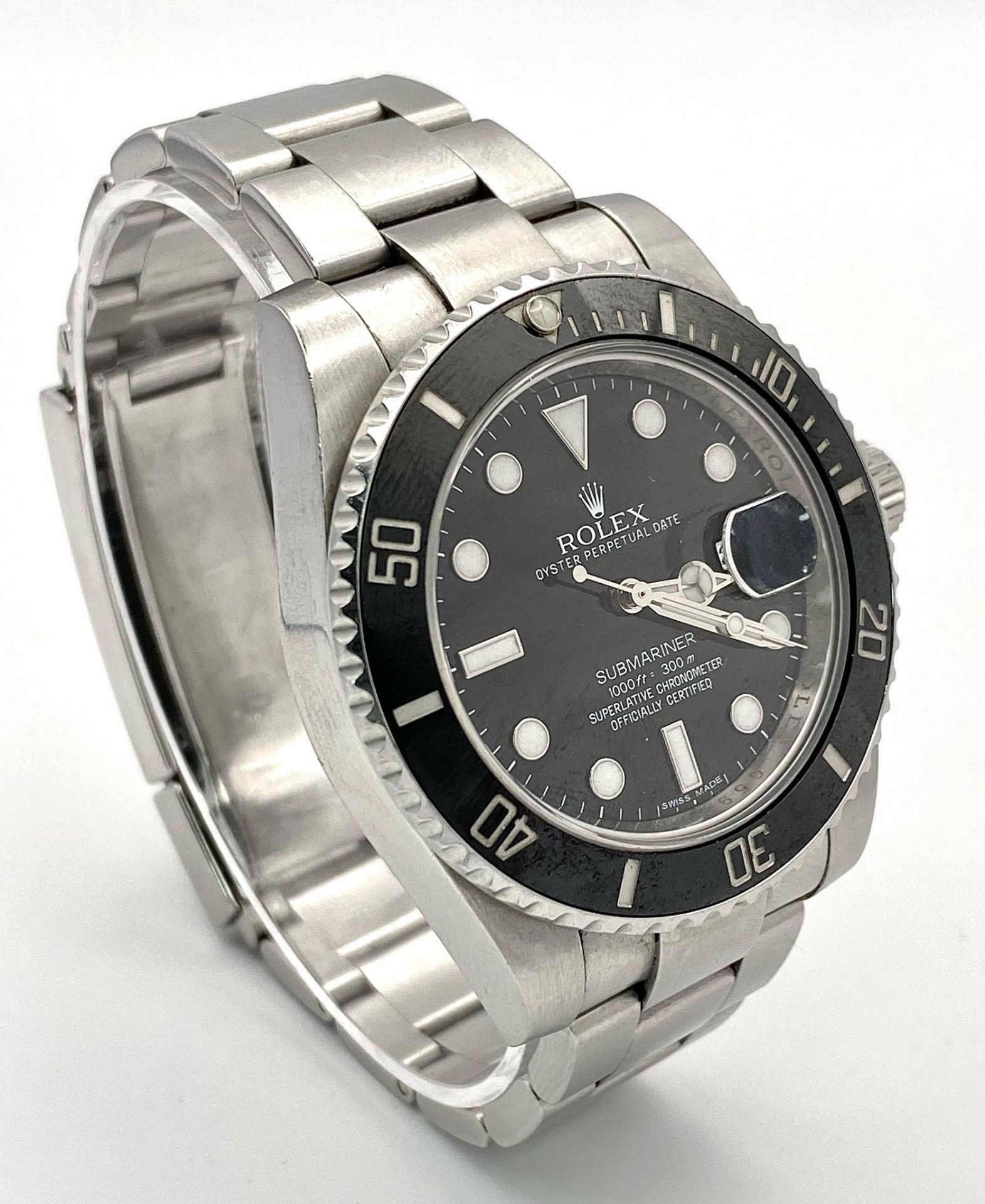 A Rolex Submariner Date Automatic Gents Watch. Stainless steel bracelet and case - 41mm. Black - Image 3 of 11