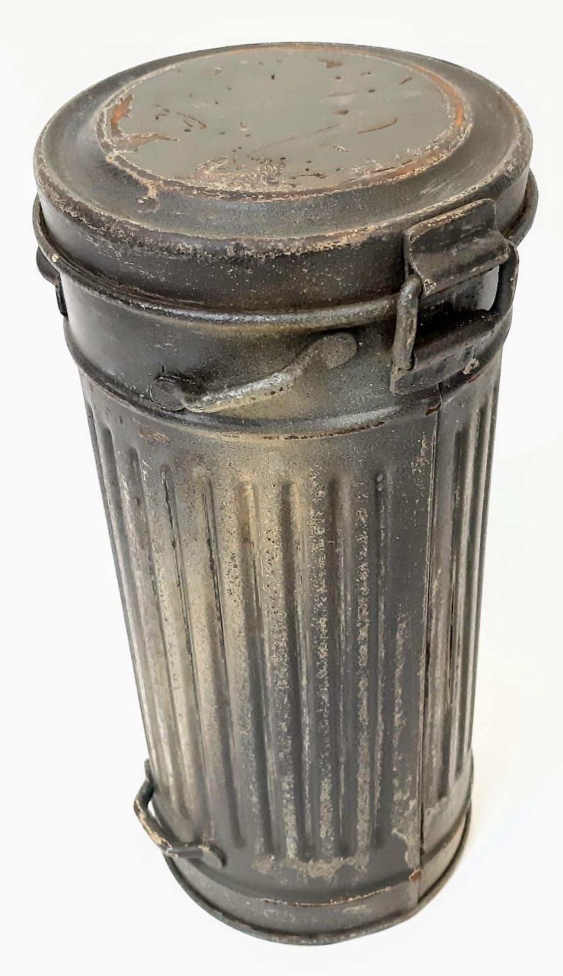 WW2 German Gas Mask Canister in Normandy Camouflage. - Image 2 of 6
