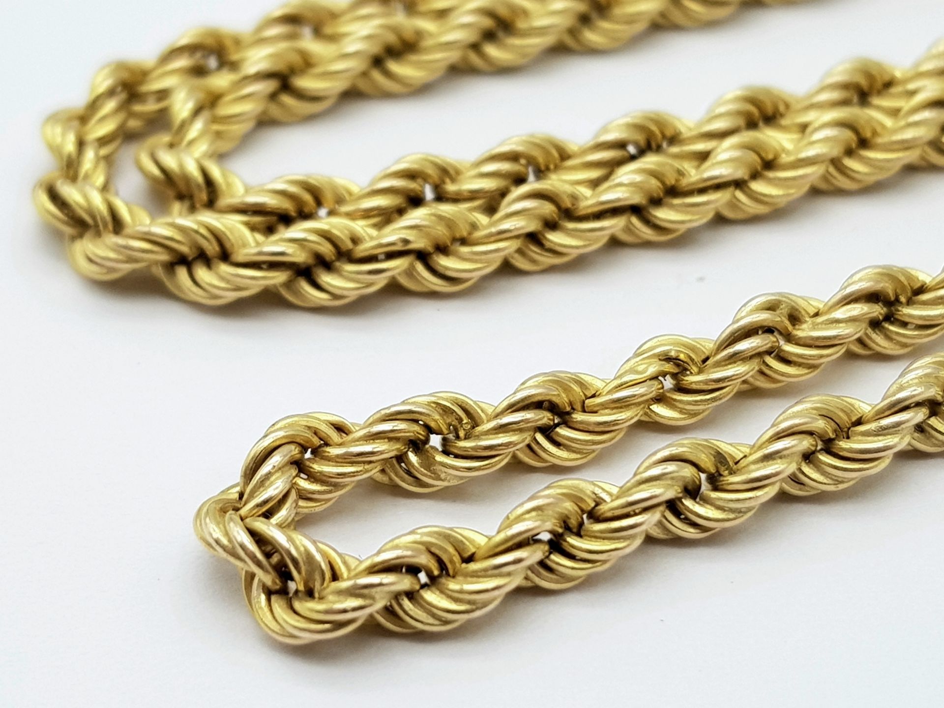 A 9K Yellow Gold Rope Necklace. 74cm. 14.3g weight. - Bild 3 aus 5