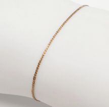 A 9K Yellow Gold Disappearing Bracelet. 22cm length. 0.8g weight.
