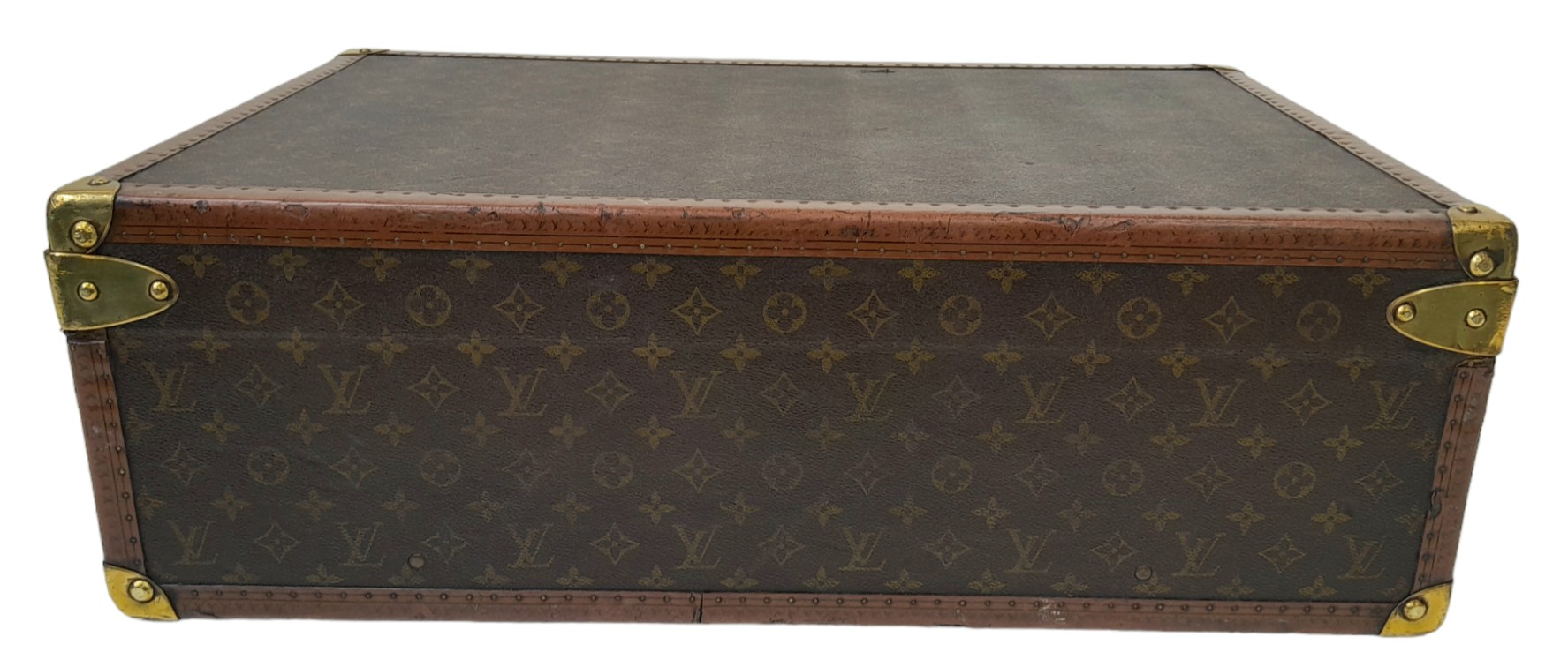 A Vintage Possibly Antique Louis Vuitton Trunk/Hard Suitcase. The smaller brother of Lot 38! - Image 5 of 13