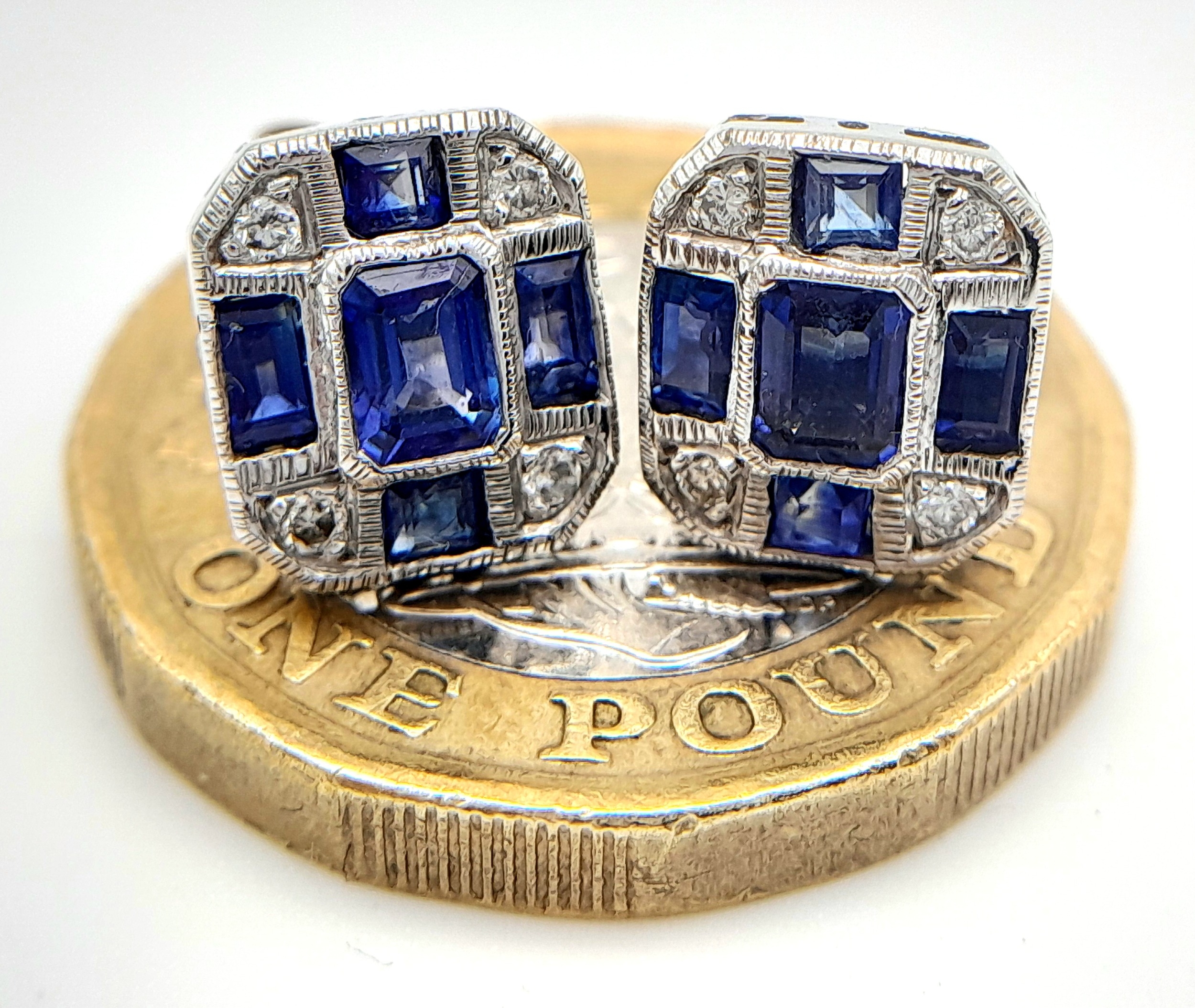 An Exquisite Pair of Vintage 9K White Gold, Diamond and Sapphire Art Deco Design Stud Earrings. - Image 4 of 6
