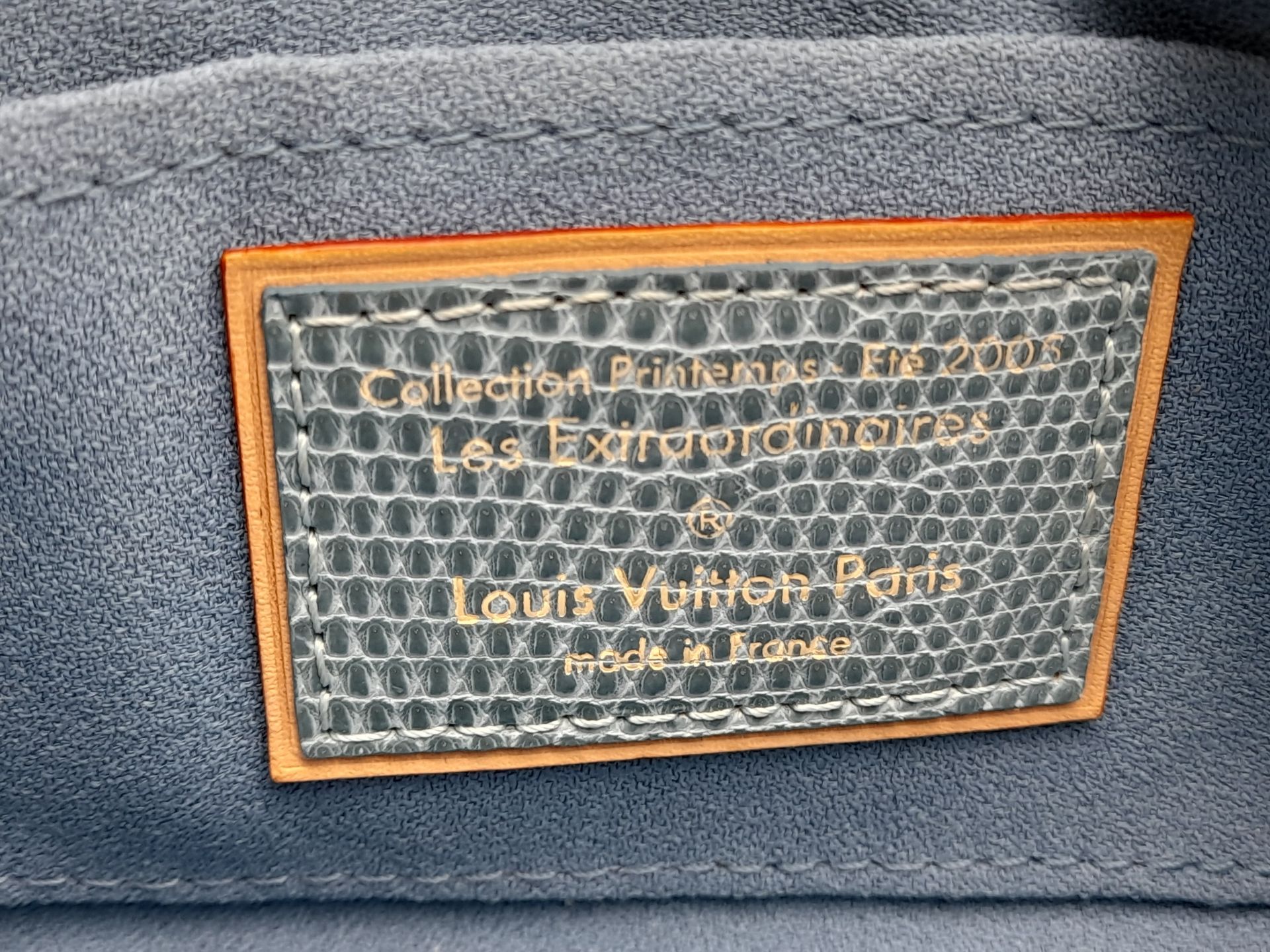A Louis Vuitton Monogram Les Extraordinaires Clutch Bag. Leather exterior with stone and stud - Bild 11 aus 15