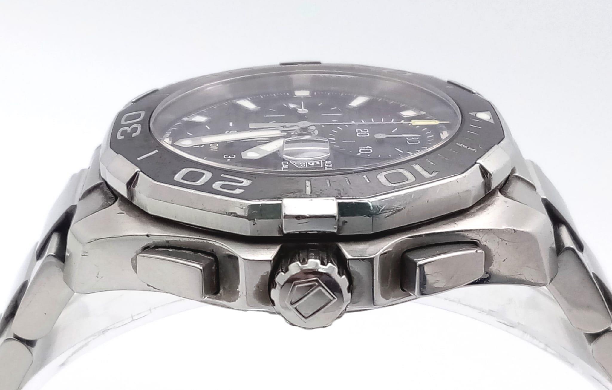 A Tag Heuer Automatic Aquaracer Gents Watch. Stainless steel bracelet and case - 44mm. Black dial - Image 4 of 8