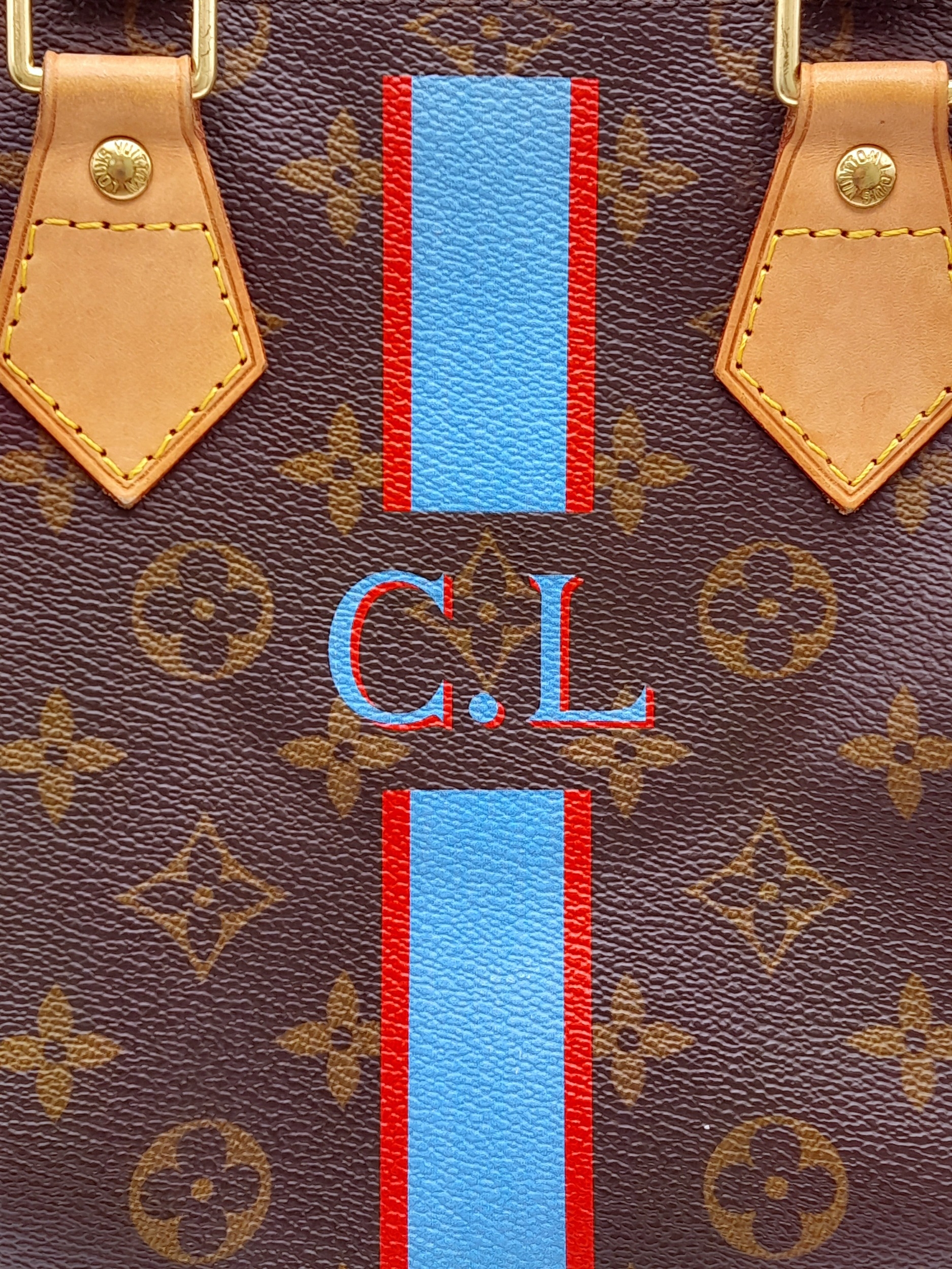 A Louis Vuitton Monogram Stripe Canvas Speedy Perso Bag. LV monogram canvas exterior with C.L. - Image 8 of 10