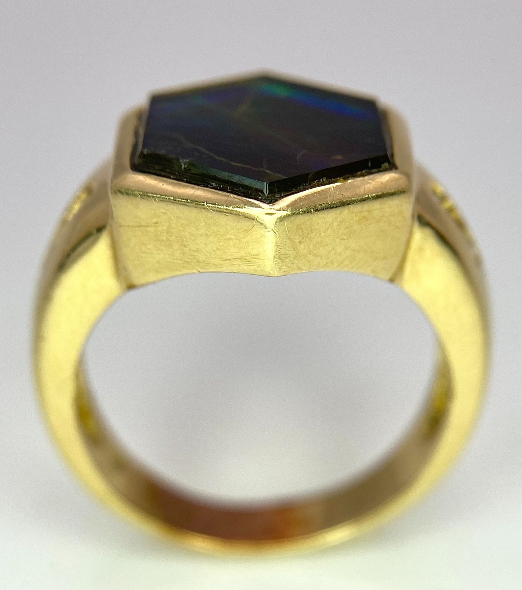 A Very Different, 14K Gold, Ammolite and Diamond Ring. Hexagonal shape. Size L. 6.3g total weight. - Image 8 of 9
