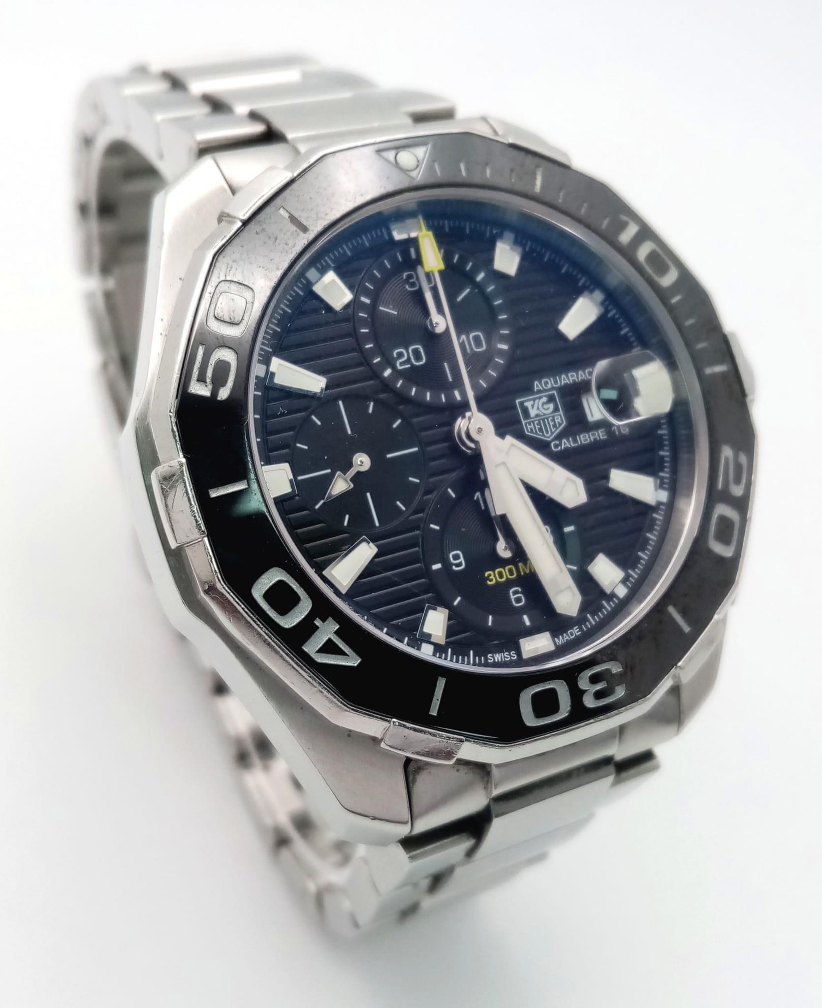 A Tag Heuer Automatic Aquaracer Gents Watch. Stainless steel bracelet and case - 44mm. Black dial - Image 3 of 8
