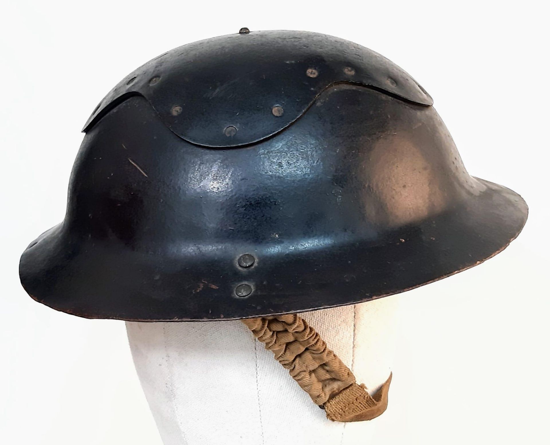 Scarce WW2 British Home Front “Cromwell” Helmet. A lightweight private purchase Fiber helmet - Bild 4 aus 5