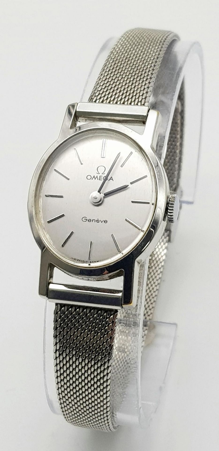 A Classic Omega Geneve Quartz Ladies Watch. Stainless steel bracelet and case - 21mm. Silver tone - Bild 4 aus 7