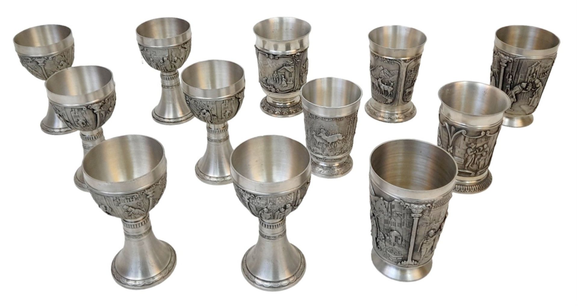 Two Sets (12 total) of German Zinn Ornate Pewter Cups. Six goblets and six slightly different - Bild 4 aus 5
