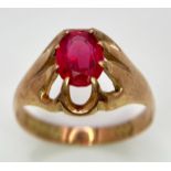 A vintage, 9 K rose gold solitaire ring with an oval cut ruby, ring size: U, weight: 3.8 g.