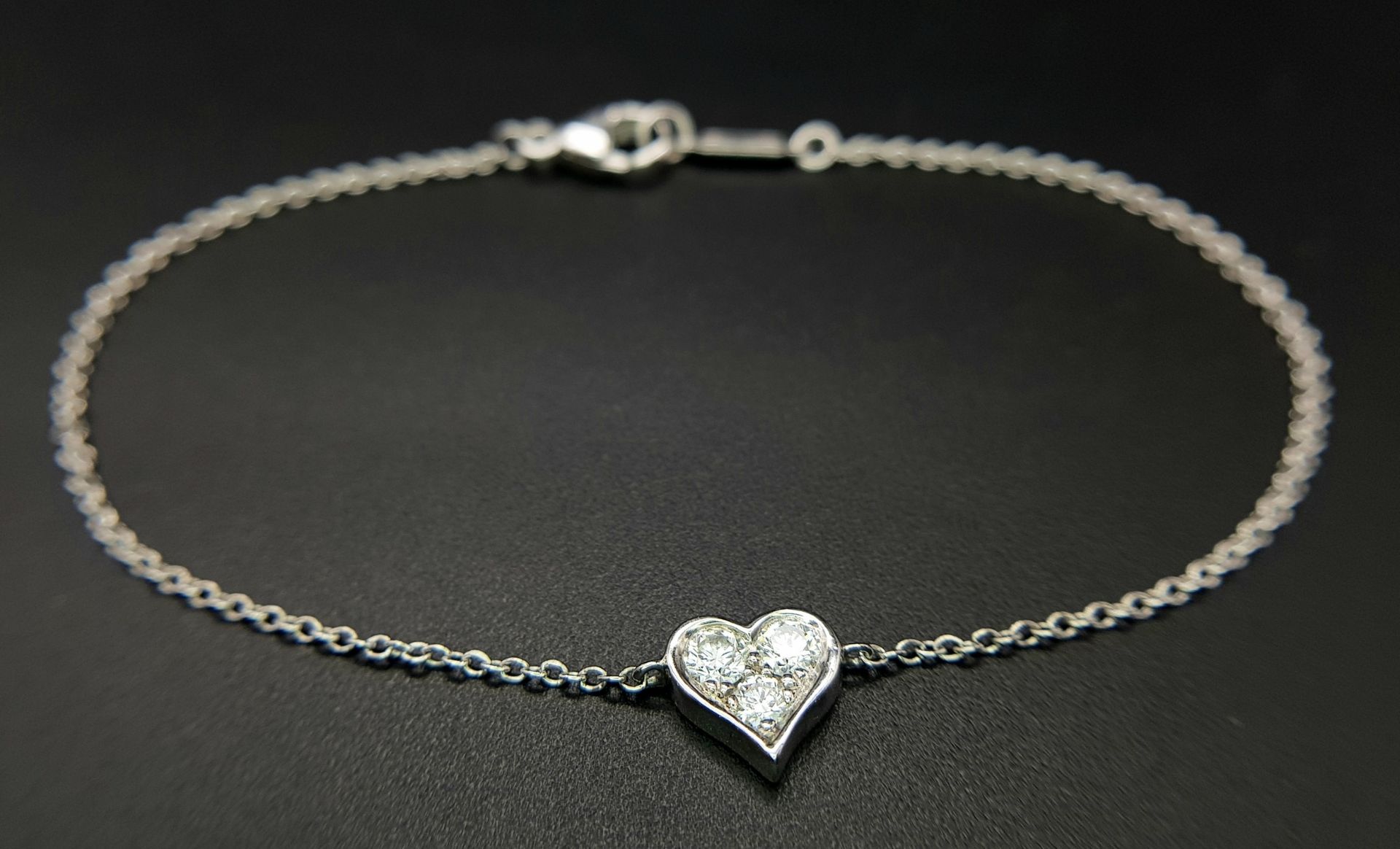 A 950 Platinum Delicate Tiffany and Co. Diamond Heart Bracelet. 16cm. 2.35g total weight. Ref: - Bild 7 aus 7