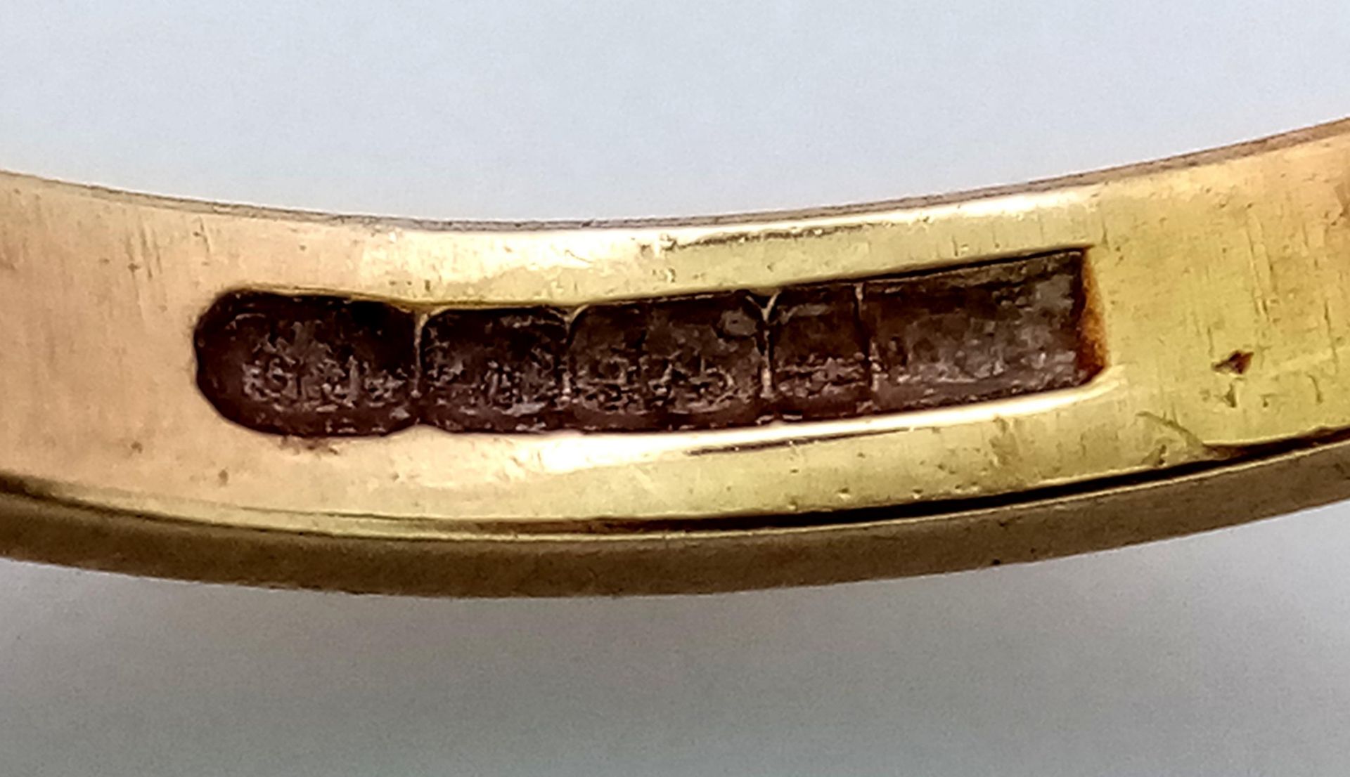 A 9K Yellow Gold Diamond Solitaire Ring. 0.25ct diamond. Size J. 2g total weight. - Bild 5 aus 6