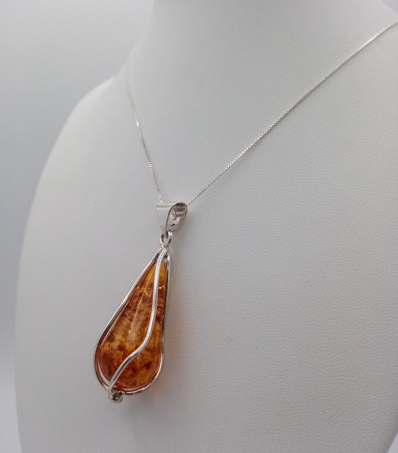 An Unworn, Fully Certified Limited Edition (1 of 50), Sterling Silver and Baltic Cognac Amber - Bild 3 aus 5