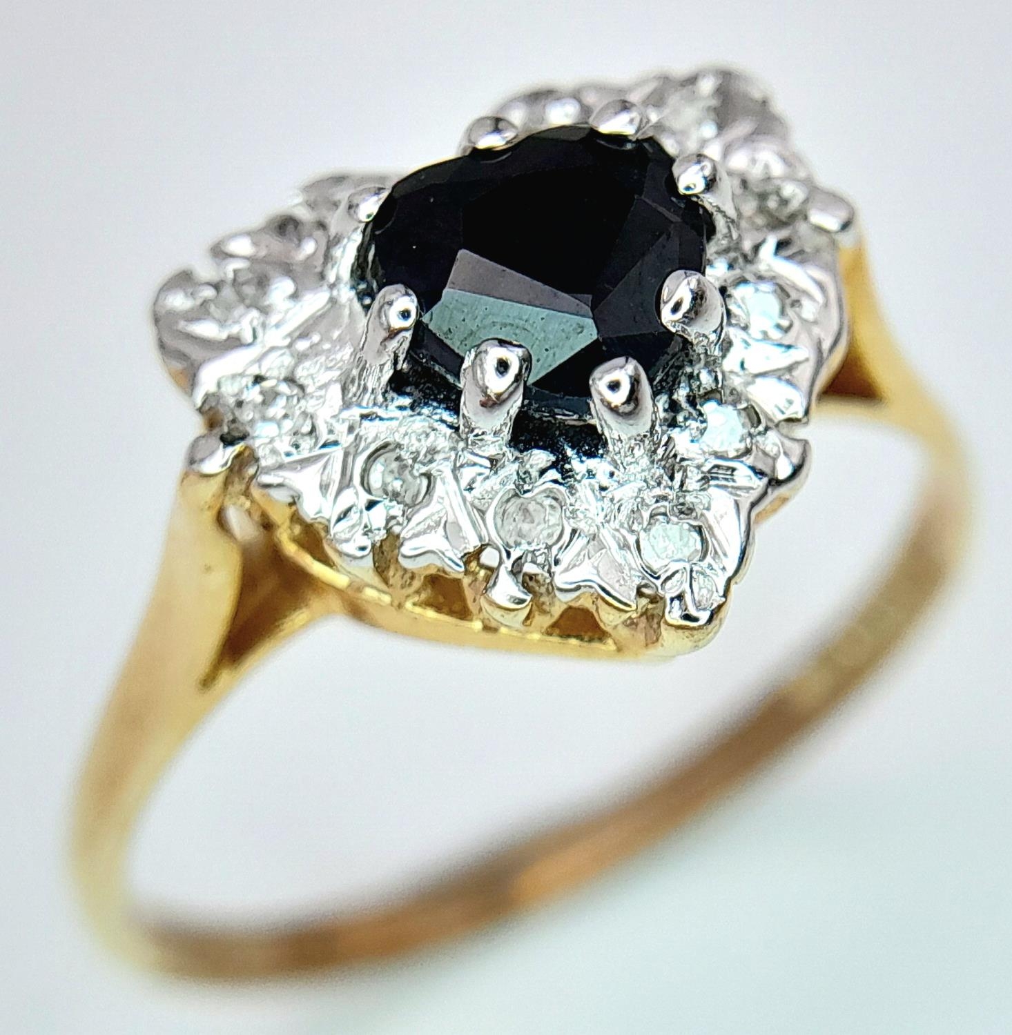A 9K YELLOW GOLD DIAMOND & SAPPHIRE HEART CLUSTER RING 2.3G SIZE N. ref:SPAS 9005