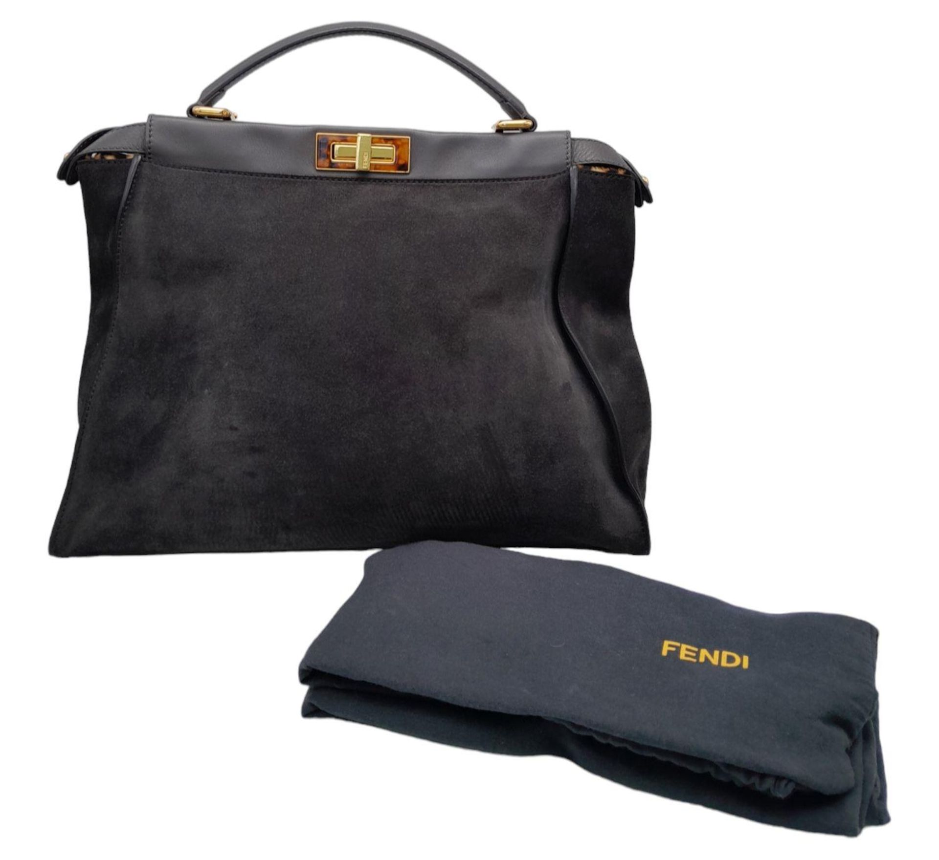 A Fendi Grey Peekaboo Bag. Suede exterior with leather trim, single leather handle, gold-toned - Bild 3 aus 9