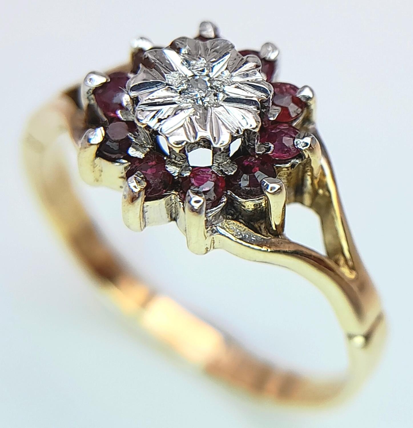 A 9K (TESTED AS) YELLOW GOLD DIAMOND & RUBY CLUSTER RING 1.5G SIZE I 1/2. ref: SPAS 9023 - Image 2 of 5